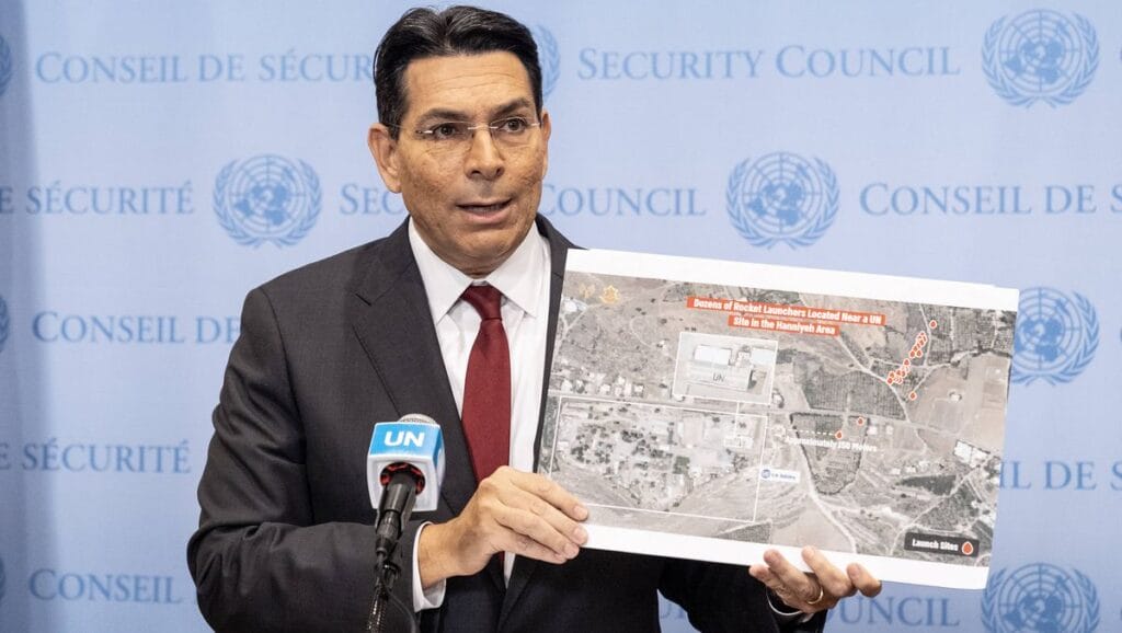Israels UNO-Botschafter weist auf Hisbollah-Raketenstellungen in direkter Nähe zu UNIFIL-Quartieren hin