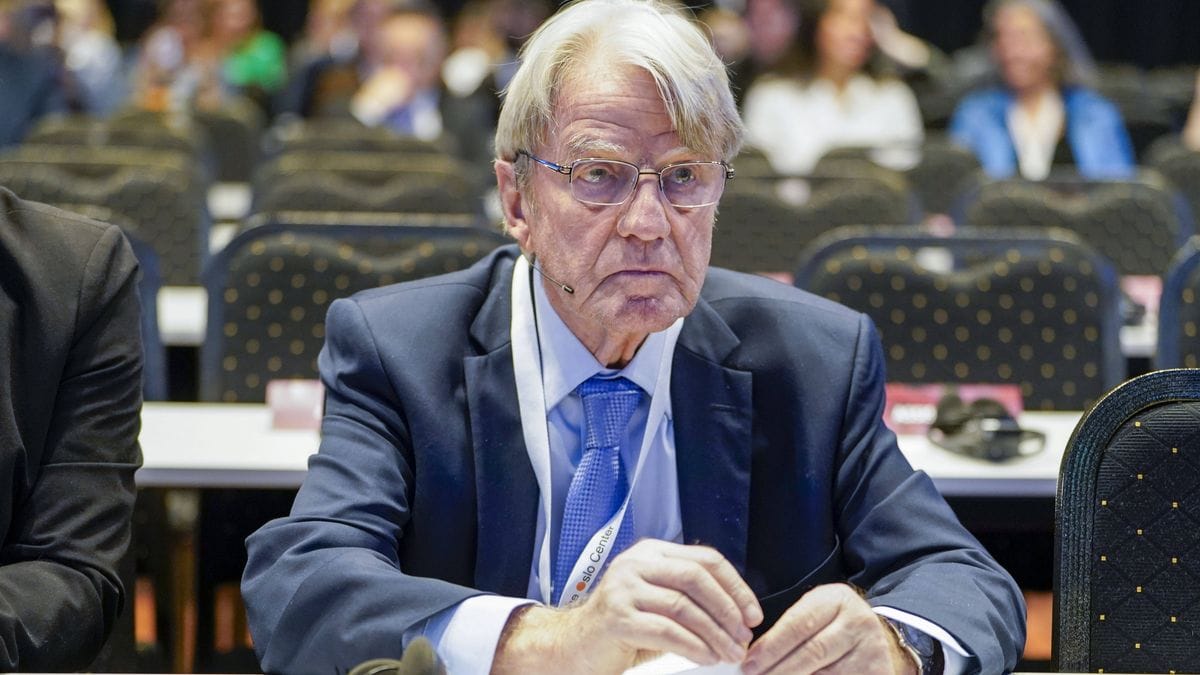 Frankreichs ehemaliger Außenminister Bernard Kouchner