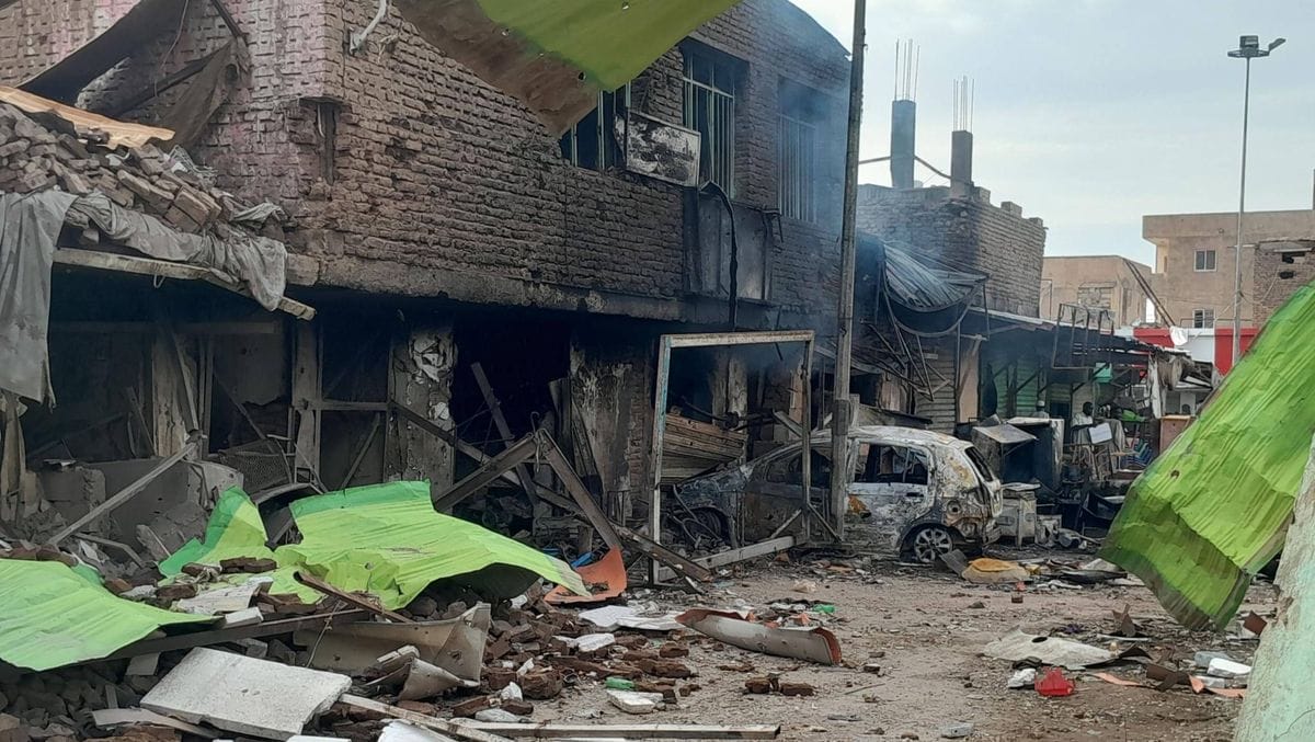 Luftschlag gegen den zentralen Markt Al-Souk Al-Markazy in der sudanesischen Hauptstadt Khartum