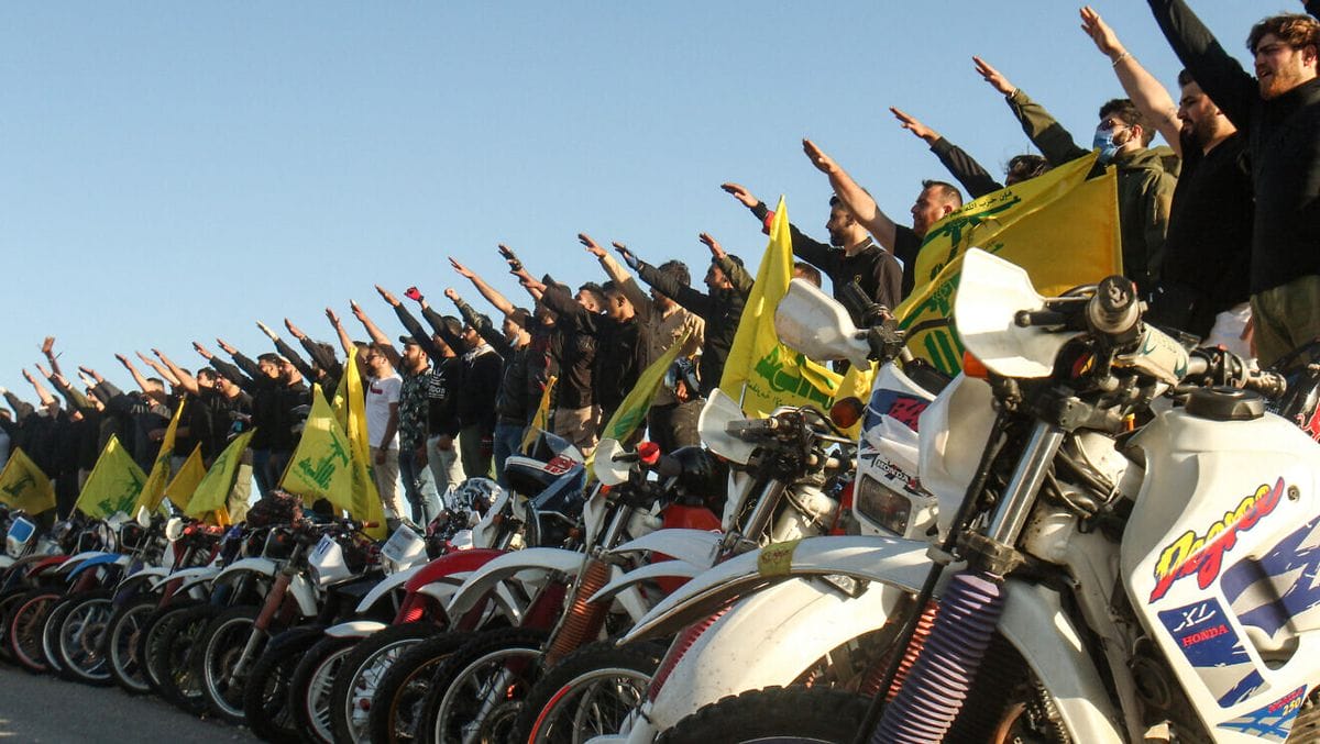 Aktivisten der iranischen Stellvertretermiliz Hisbollah im Libanon