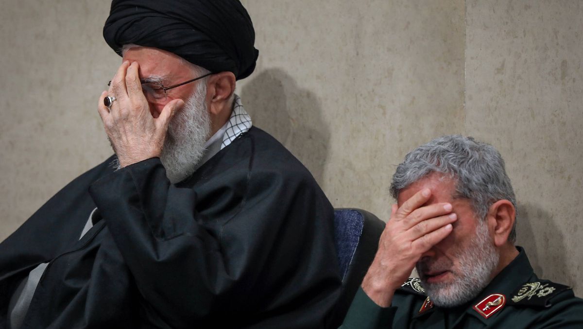 Ali Khamenei und der Kommandeur der Quds-Einheiten der iranischen Revolutionsgarden, Esmail Ghaani