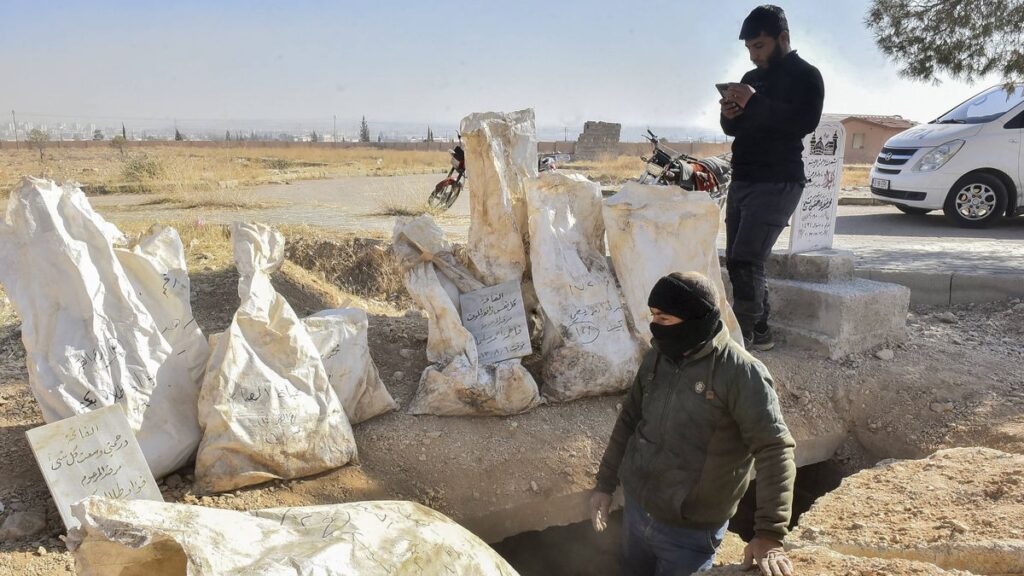 Staatlicher Massenmord: Aushebung eines Massengrabs nahe der syrischen Hauptstadt Damaskus