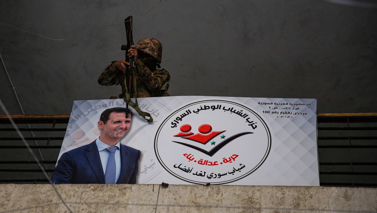 Syrische Milizionäre waren erstaunt, wie sie schnell das Assad-Regime fiel