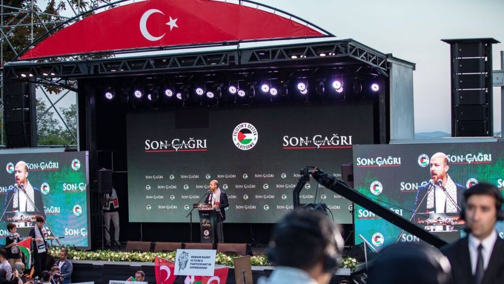 Der Sohn des türkischen Präsidenten Bilal Erdoğan bei einer antiisraelischen Veranstaltung