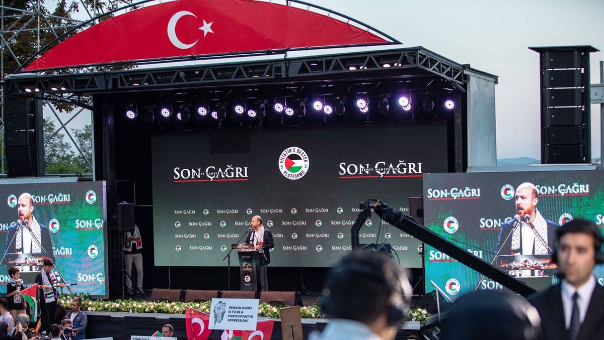 Der Sohn des türkischen Präsidenten Bilal Erdoğan bei einer antiisraelischen Veranstaltung