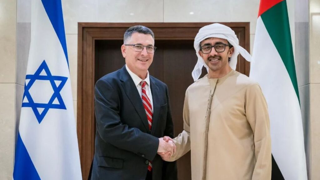 Desprechen Pläne für Gaza: Der israelische Außenminister Gideon Sa‘ar trifft seinen emiratischen Amtskollegen Abdullah bin Zayed Al Nahyan in Abu Dhabi