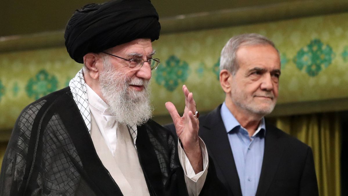 Iranische Regime-Taktik: Good Cop Peseschkian, Bad Cop Khamenei