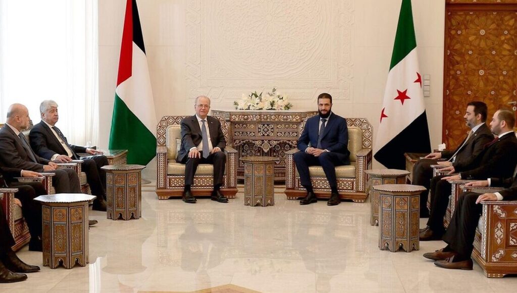 Der Premier der Palästinensischen Autonomiebehörde Mohammad Mustafa zu Besuch beim syrischen Staatschef Ahme al-Sharaa
