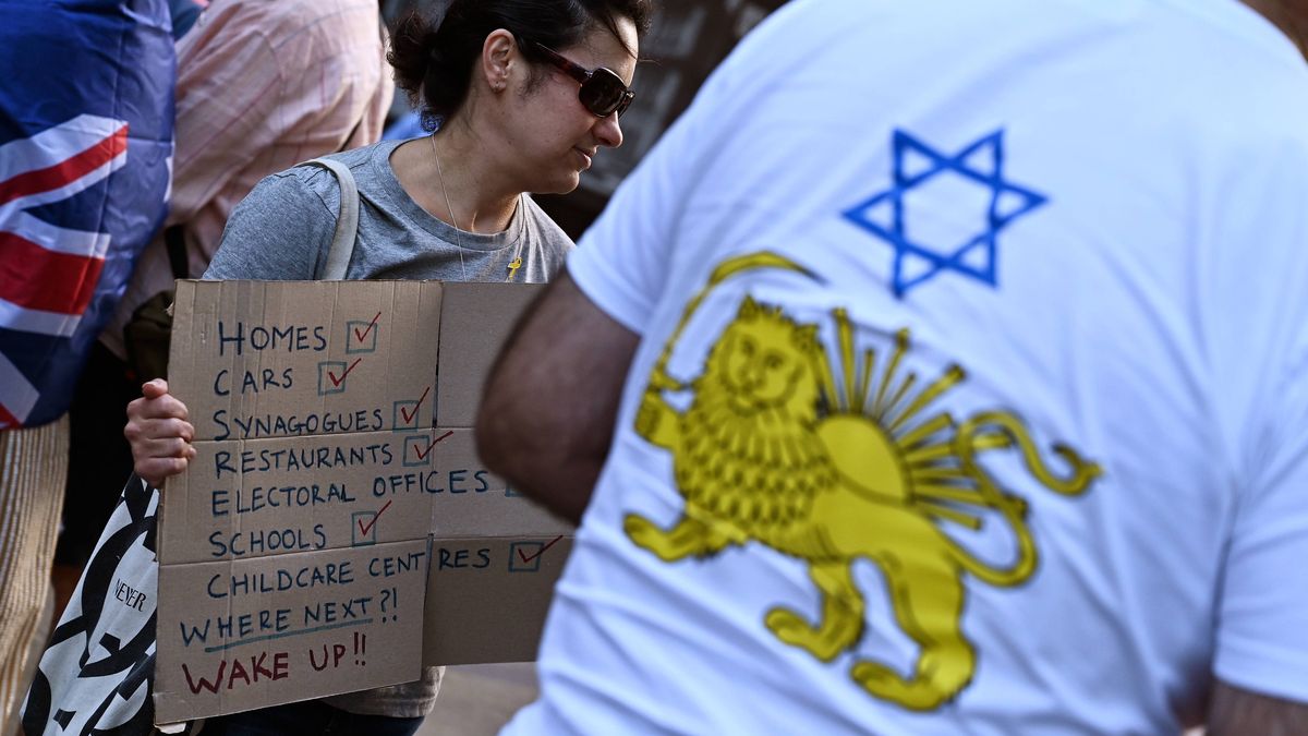 Demonstration in Sidney gegen die antisemitische Anschlagsserie in Australien
