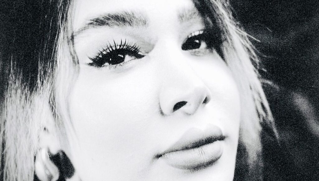 Auf Freiheitssuche: Ayda arbeitete jahrelang als Model im Iran, bevor sie ihre Heimat wegen staatlicher Repressionen verließ