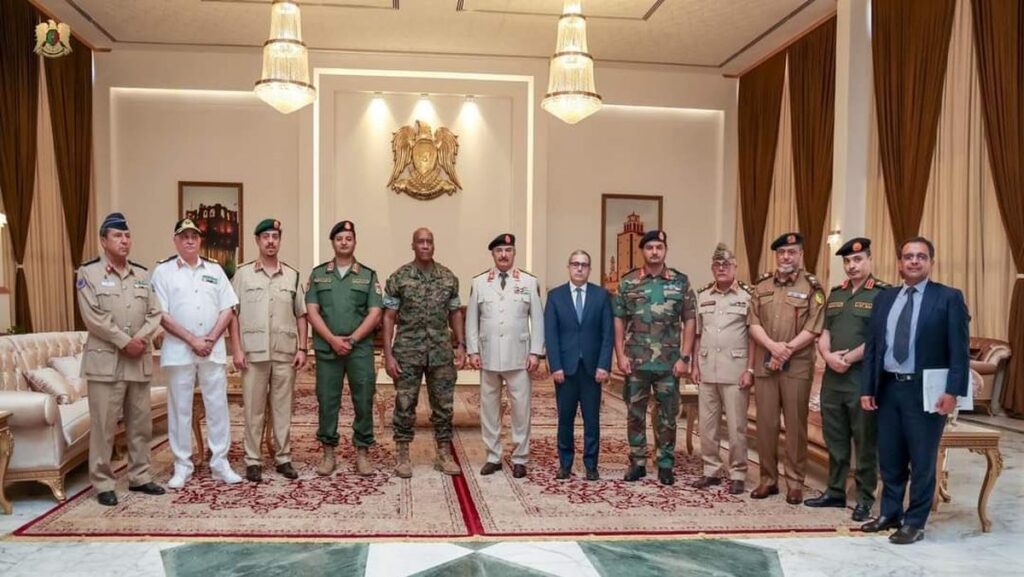 AFRICOM-Delegation trifft sich im Osten Libyens mit dem dortigen Machthaber Khalifa Haftar