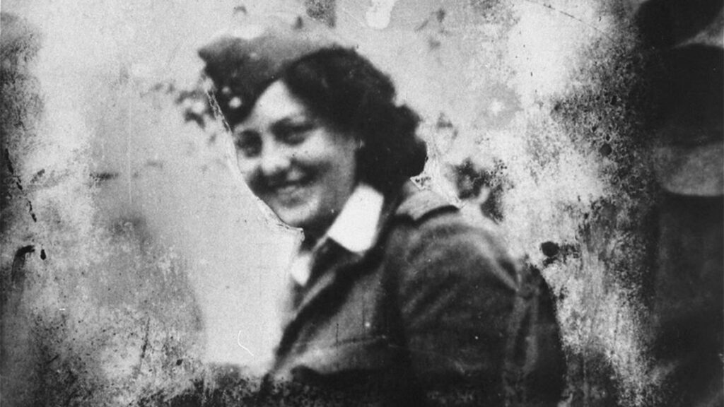 Nach Jugoslawien: Chana Szenes in britischer Militäruniform