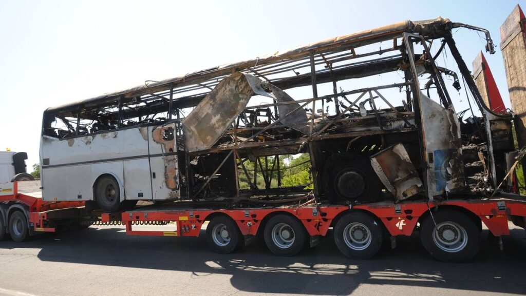 Bus in Burgas nach dem Hisbollah-Terroranschlag auf israelische Touristen im Juli 2012
