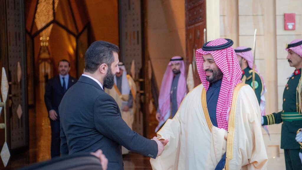 Syriens Präsident Ahmed al-Sharaa zu Besuch beim saudischen Kronprinz Mohammed bin Salman