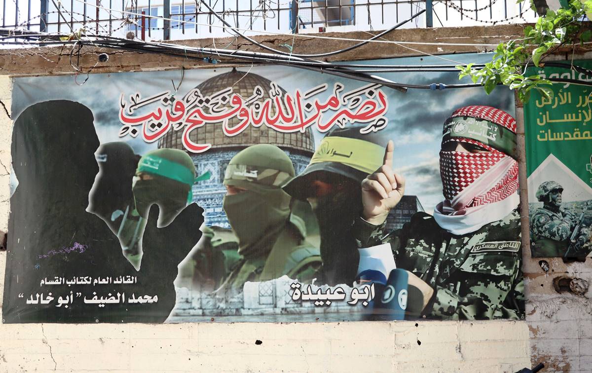 Bislang hatten in palästinensischen Flüchtlingslagern im Libanon, wie dem Lager Schatila, die bewaffneten Terrorgruppen das Sagen. (© imago images/Sipa USA)