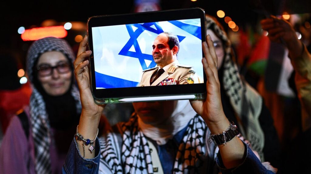 »El-Sisi der Zionist«: Antisemitischer Prostest gegen Ägyptens Unterbindung des »Marsches nach Gaza«
