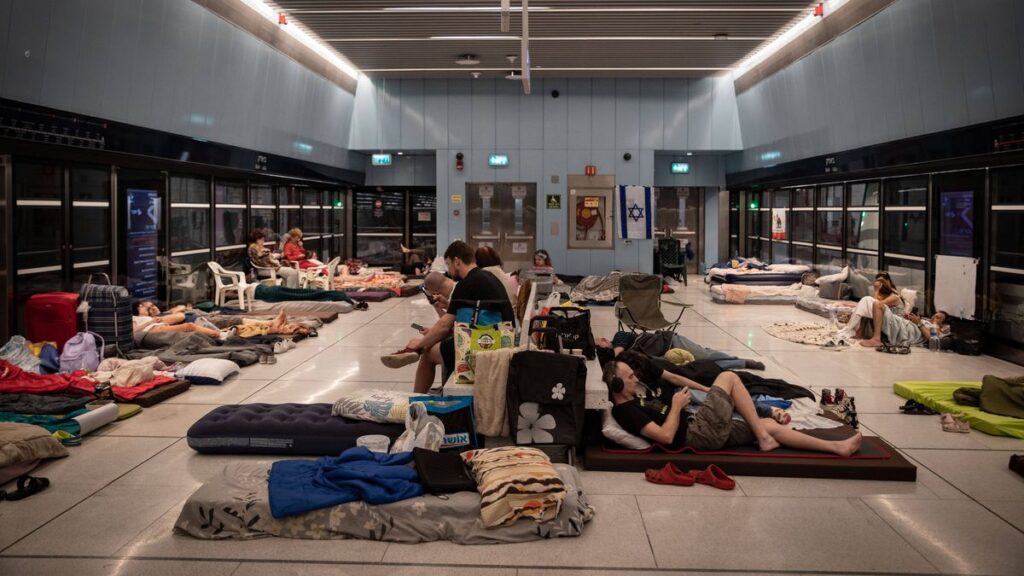 U-Bahnstation in Tel Aviv, die wegen der iranischen Angriffe als Bunker verwendet wird
