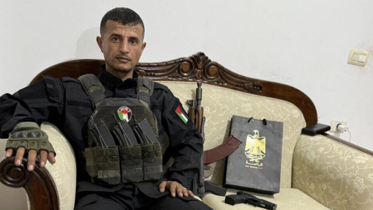 Clanführer Abu Shabab, der mit seiner Gruppe gegen die Hamas in Gaza kämpft