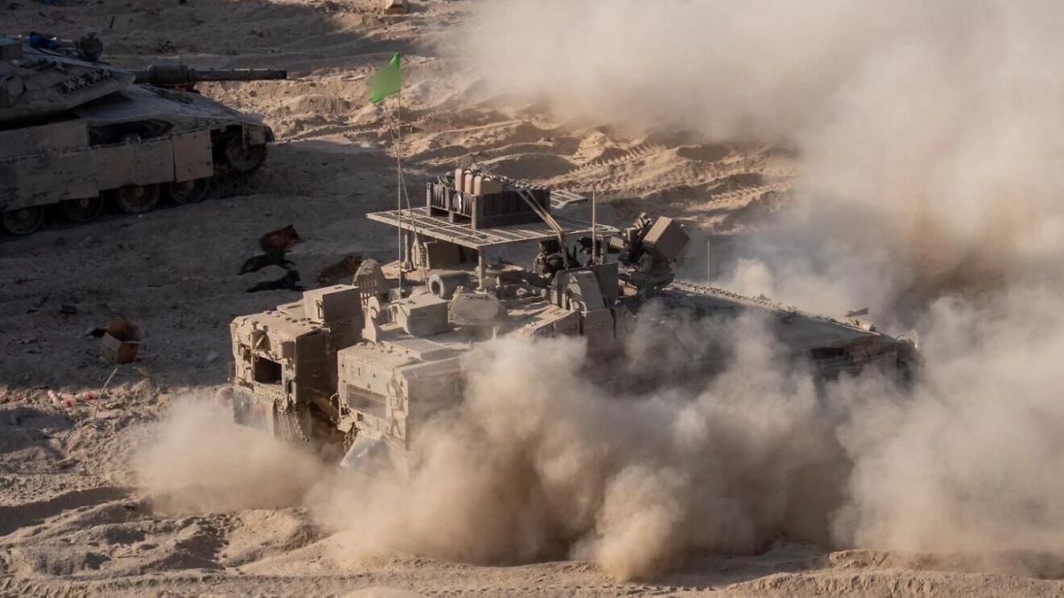 Israelische Panzer bei einem Einsatz in Dschabalija im nördlichen Gazastreifen