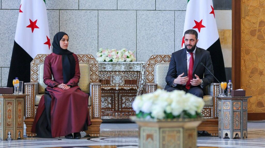Syriens Präsident Ahmed al-Sharaa mit seiner Frau