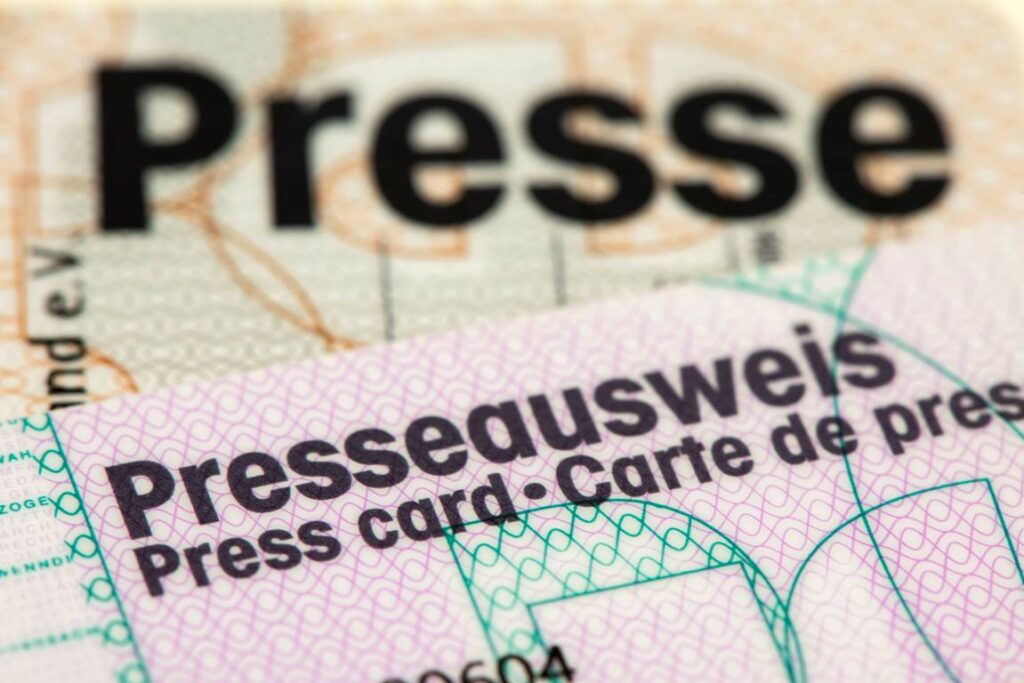 Wenn Medien eine Agenda vertreten, schaden sie sich selbst. (© imago images/Wolfilser)
