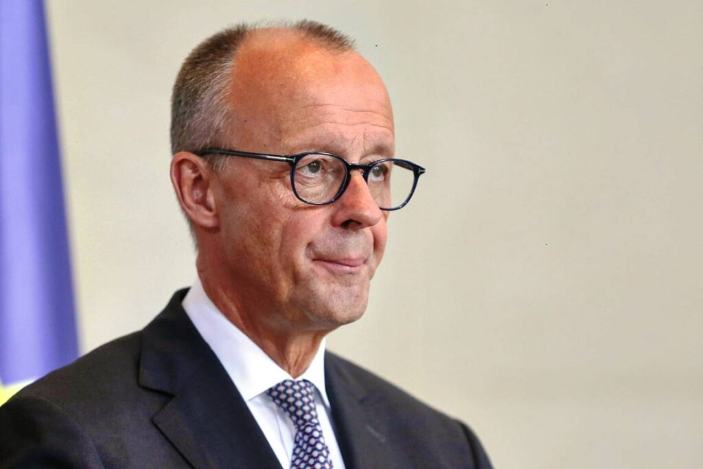 Friedrich Merz sagt, die Hamas muss entwaffnet werden. Wer das tun soll, sagt er nicht. (© imago images/dts Nachrichtenagentur)