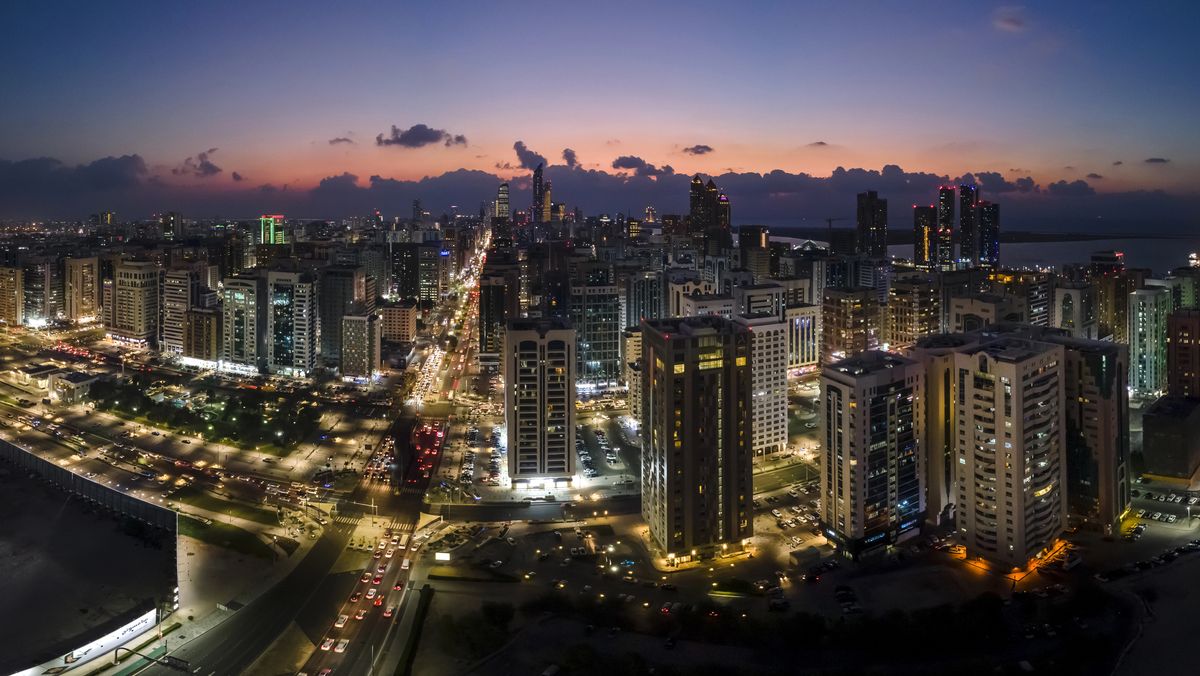 Skyline von Abu Dhabi in den Vereinigten Arabischen Emiraten