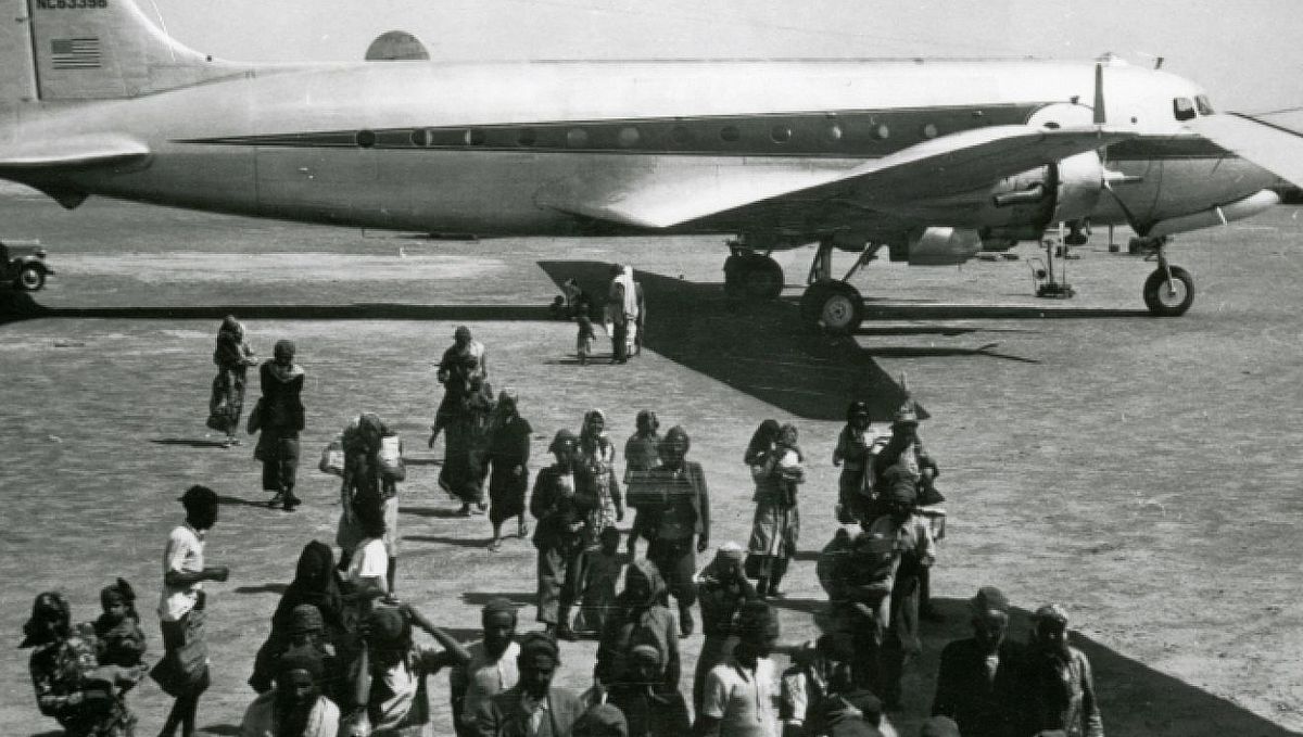 Eine Gruppe jemenitischer Juden wird aus Aden nach Israel ausgeflogen