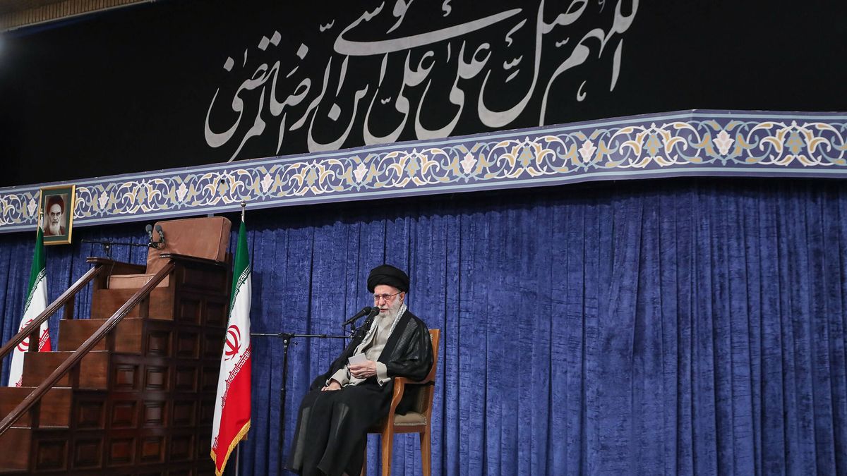 Irans Oberster Führer Ayatollah Ali erklärt den Atomkonflikt mit den USA für unlösbar