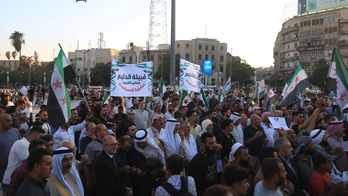 Demonstration in Aleppo gegen mehr Föderalismus in Syrien