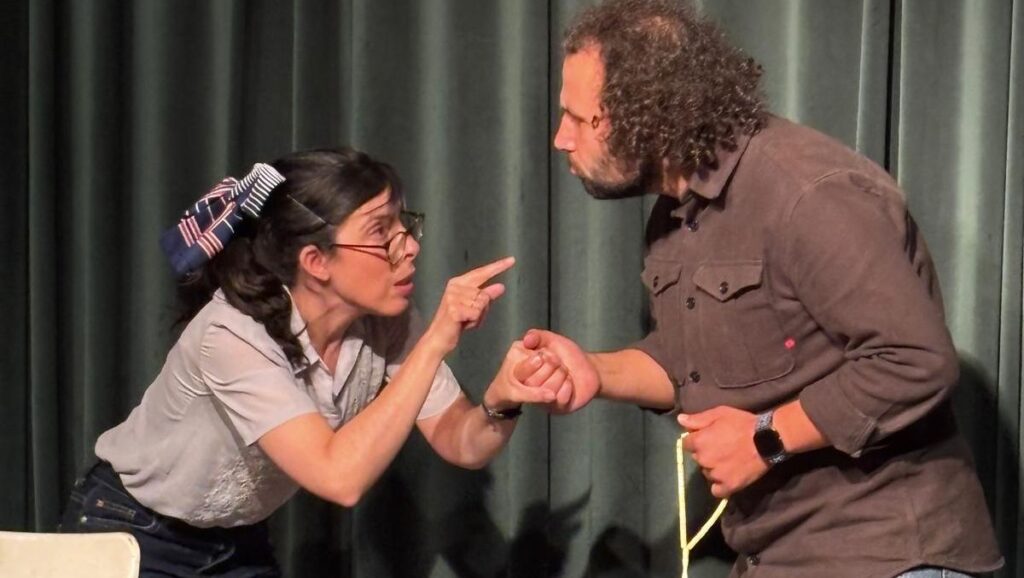 Friedensarbeit auf der Bühne: Das tragikomische Theaterstück mit dem Titel Jerusalem/Al Quds