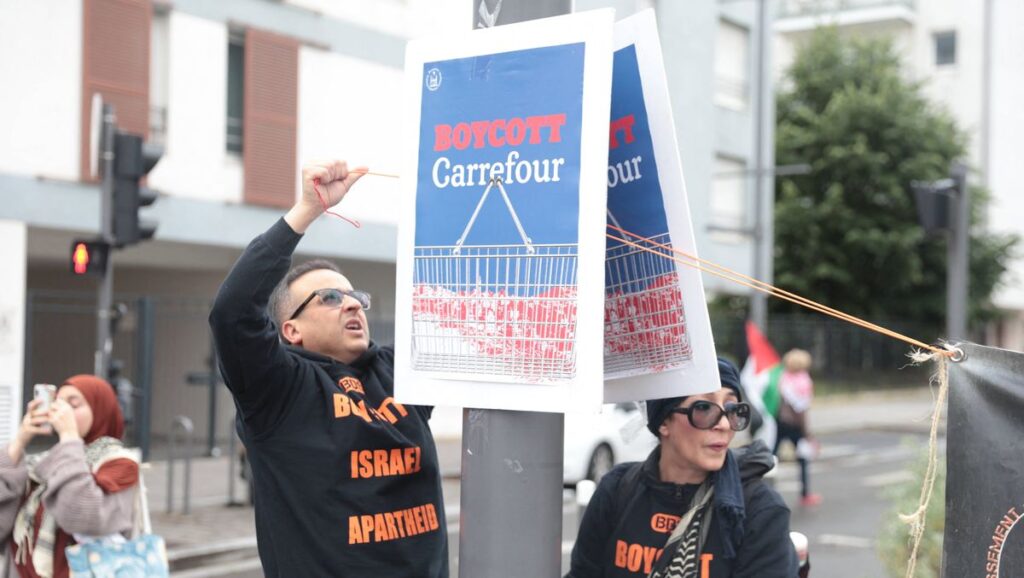 Protest der antisemitischen BDS-Bewegung gegen Carrefour