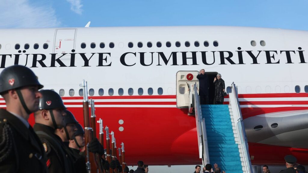 Erdogan bricht zu seiner Reise in die Golfstaaten auf