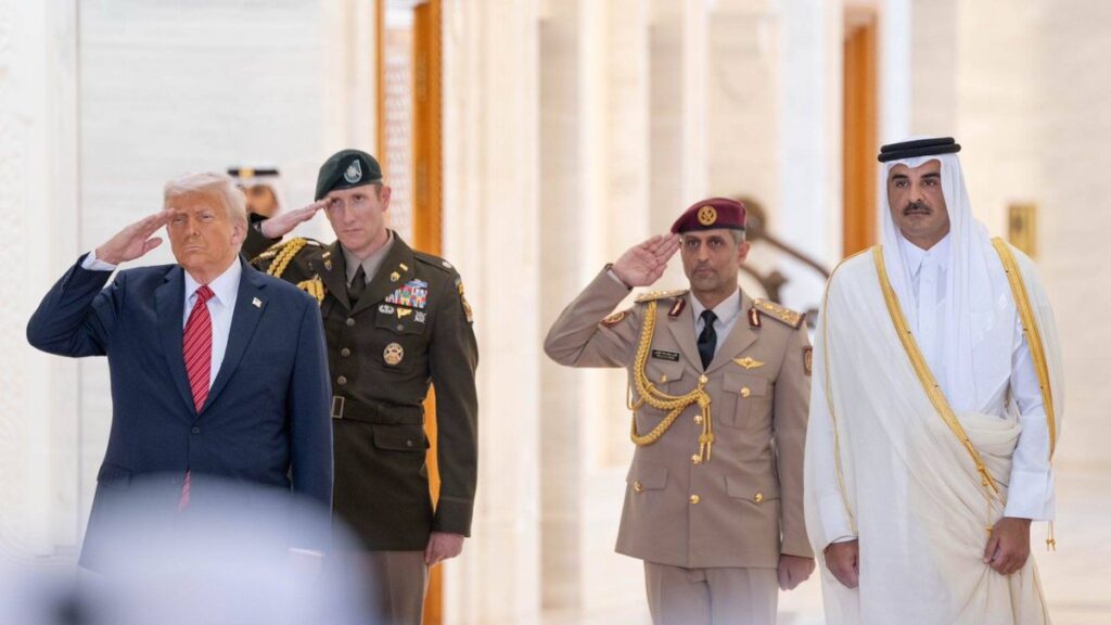US-Präsident Donald Trump bei einem Treffen mit dem katarischen Emir Tamim bin Hamad Al Thani