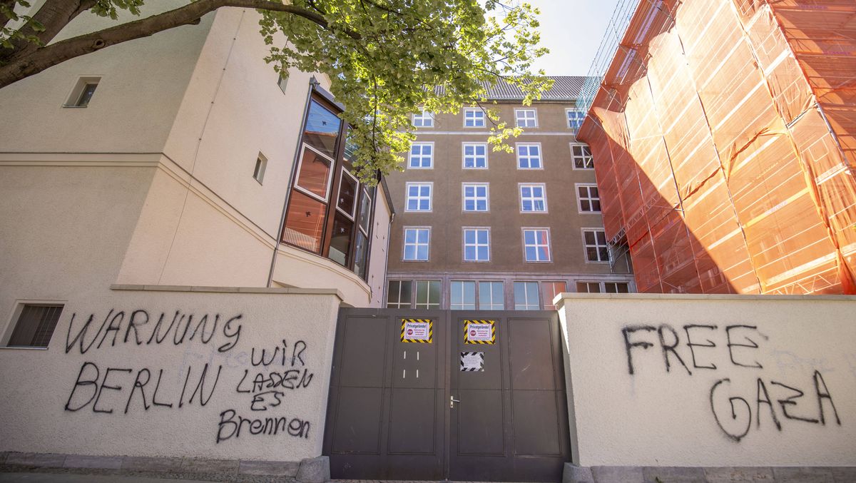 Deutschlandweit ist das Stadtbild von antisemitischen Parolen gekennzeichnet