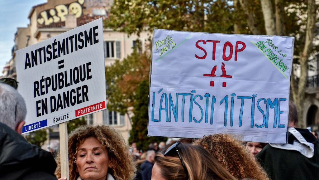 Die Demonstrationen dagegen scheinen den Antisemitismus in Frankreich nicht stoppen zu können