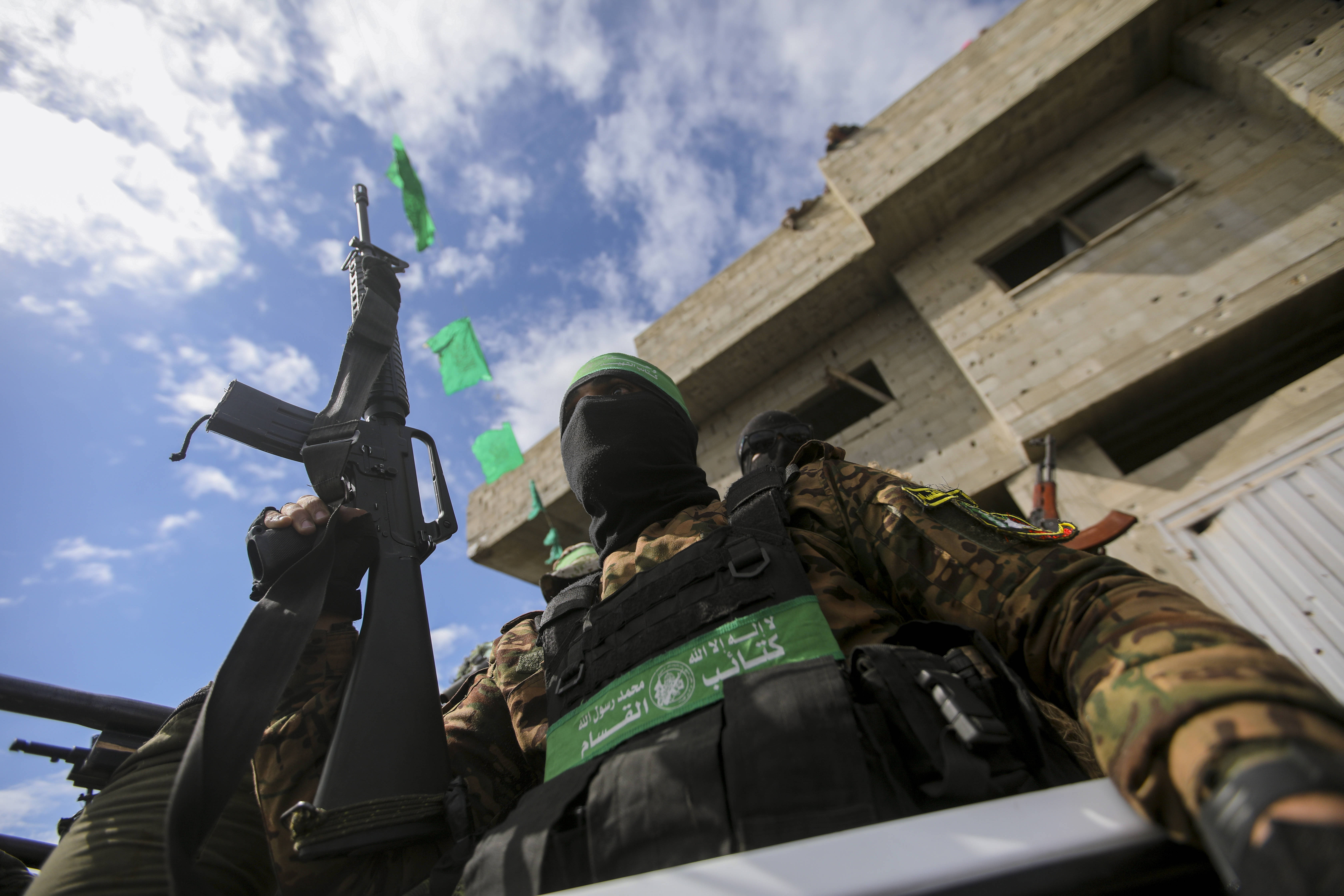 Hamas-Experten leisten Flankenschutz für Terror
