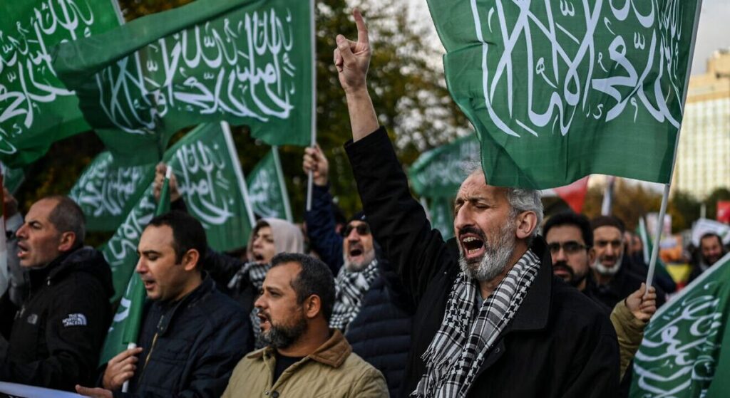 Mossad: Spur führt in die Türkei. Hamas-Anhänger demonstrieren vor deutschem Konsulat in Istanbul
