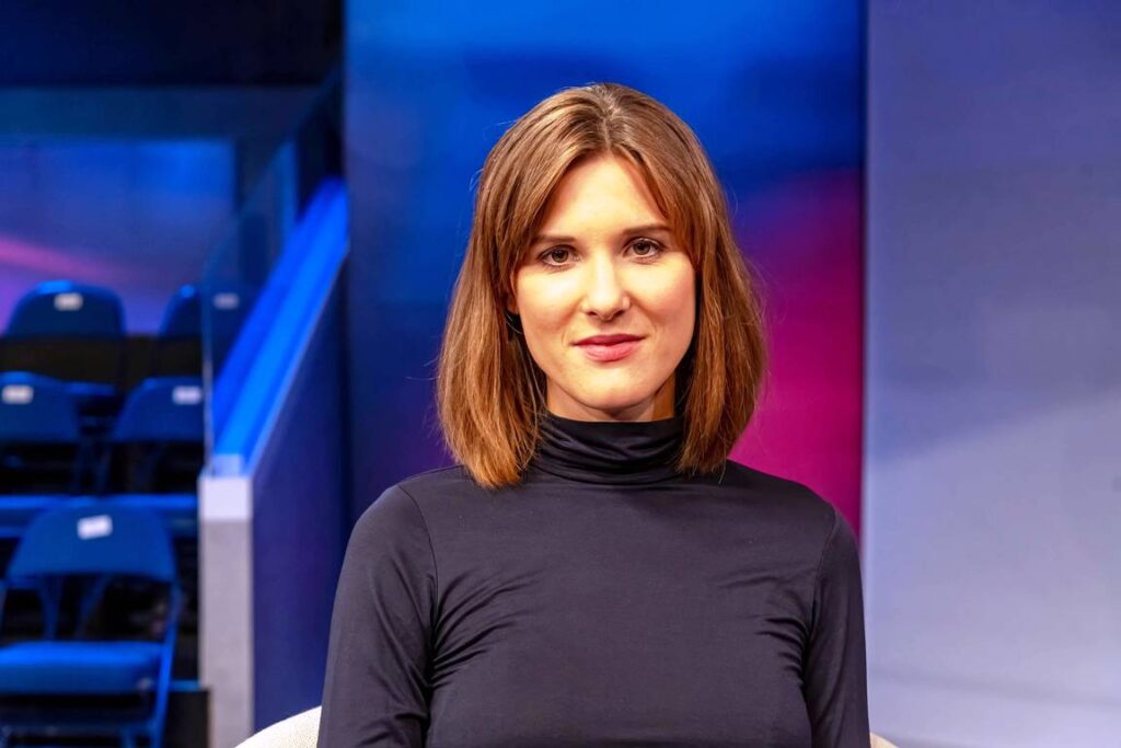 Eine Preisverleihung für ARD-Korrespondentin Sophie von der Tann sorgt für viel Kritik. (© imago images/HMB-Media)