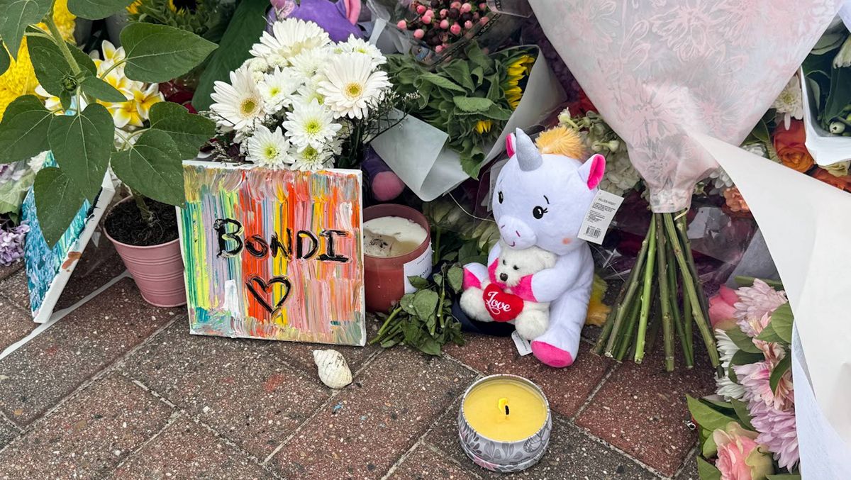 Gedenken an die Opfer des antisemitischen Terrorangriffs am Bondi Beach in Sydney