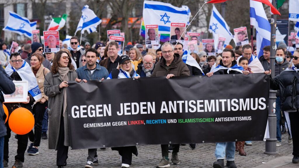 Demonstration gegen Antisemitismus in Berlin