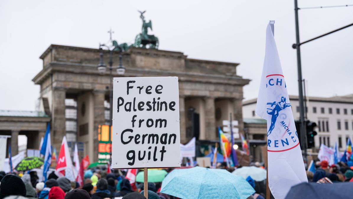 Endlich wieder Israel kritisieren: Angriff auf des Holocaustgedenken und (deutsche) Schuldabwehr
