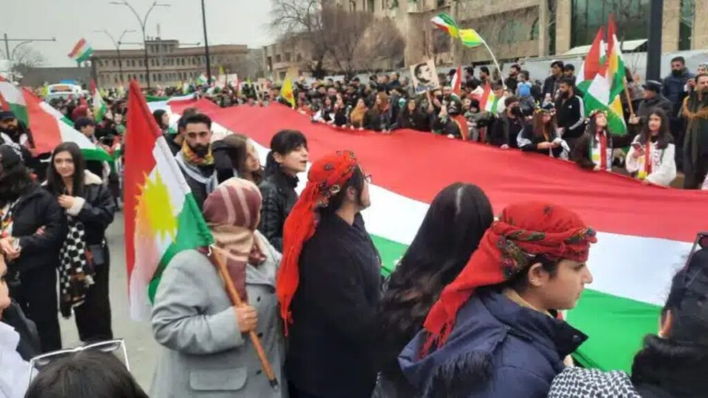 Trauer und Hoffnung: Demonstration in Sulaymaniyya in Irakisch-Kurdistan