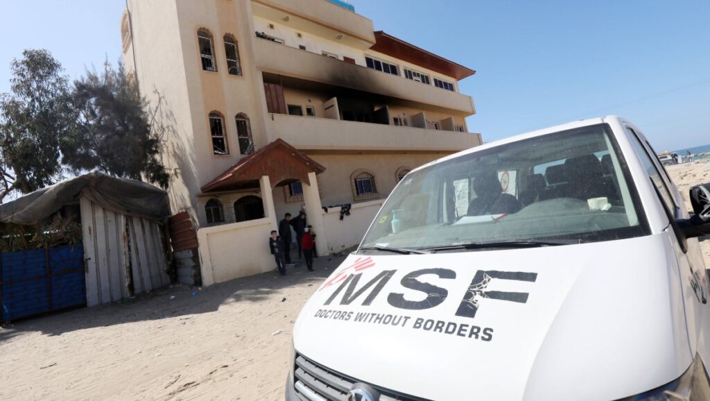 Ärzte ohne Grenzen bestätigt Anwesenheit von Hamas-Terroristen im Nasser-Hospital in Gaza