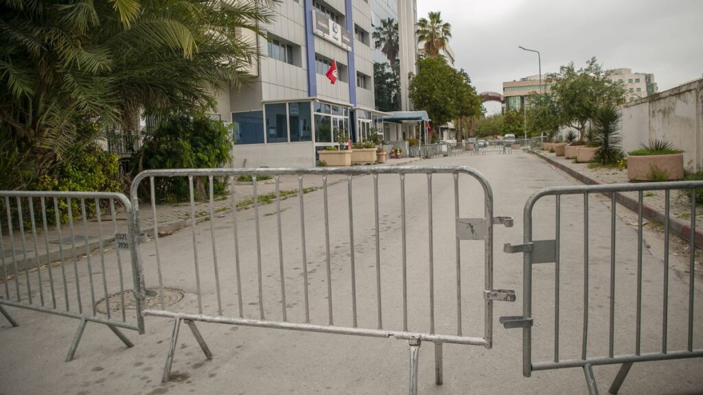 Als Terrororganisation eigestuft? Das geschlossene Hauptquartiertier der Ennahda in Tunis