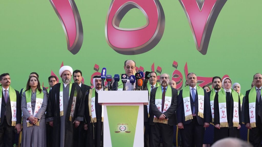 Kandidat zum neuen Premierminister im Irak: Nuri al-Mailki vor Anhängern in Bagdad