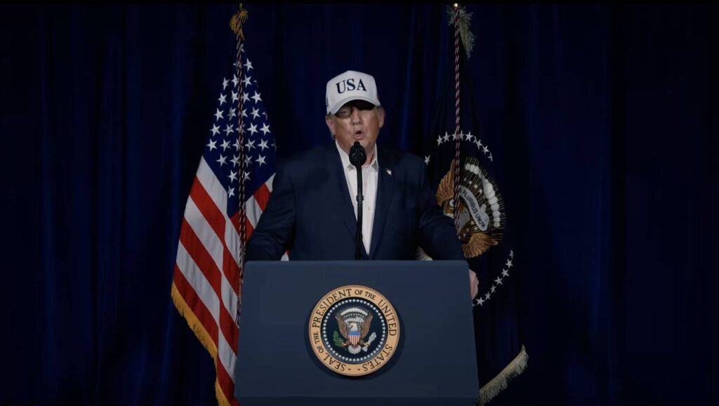 Donald Trump bei seiner Erklärung zum amerikanischen Angriff auf den Iran auf