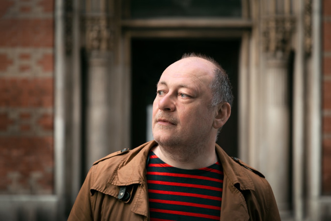 Zuletzt veröffentlichte der Autor Richard Schuberth das Buch Vom Antisemitismus, der keiner sein will. (Foto: Jana Madzigon)
