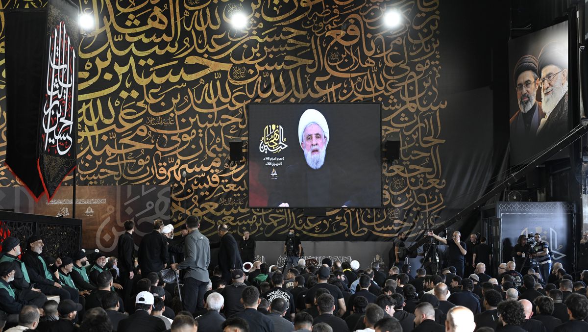 Videoansprache von Hisbollah-Anführer Naim Qassem an seine Anhänger