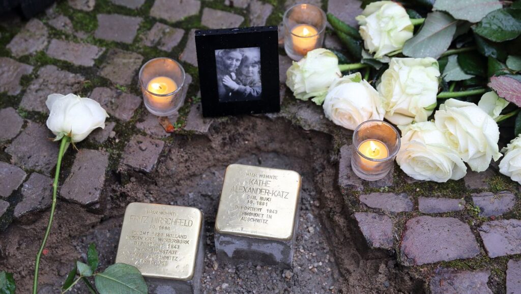 Berliner Kunstfestival wollte an Stolpersteinen eine Performance zum Gaza-Krieg veranstalten